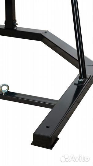 Напольная стойка для боксерского мешка кронштейн