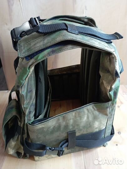 Бронежилет с плитами мох