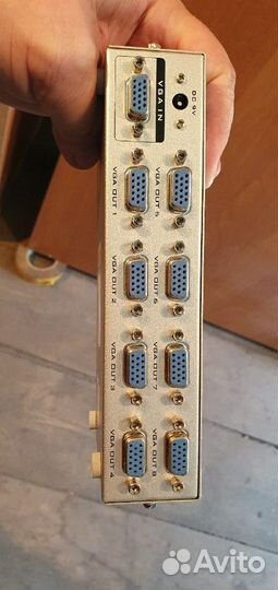 Разветвители на 8 VGA разъёмов