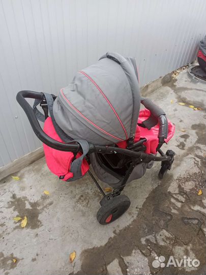 Прогулочная коляска 3в1