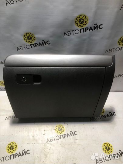 Бардачок Volkswagen Jetta 6 CTH 1.4 TSI 2014