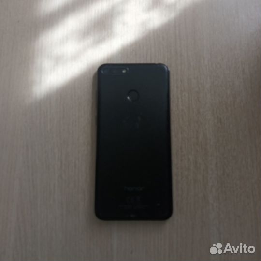 Мобильные телефоны honor C7 Б/у