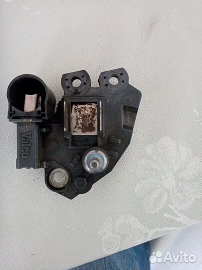 Реле зарядки bmw e70