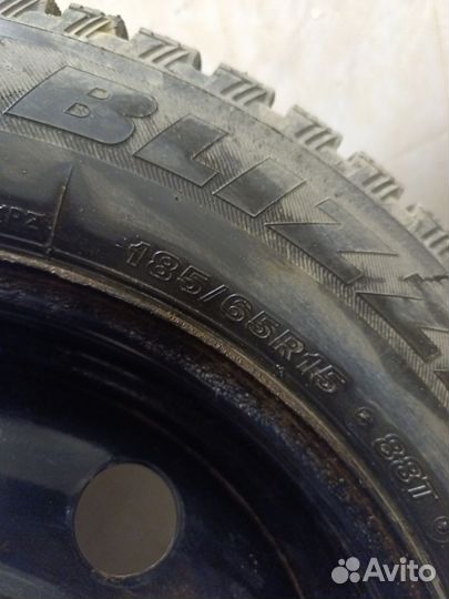Bridgestone Blizzak Spike-01 185/65 R15
