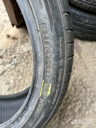 Tracmax X-Privilo TX3 245/40 R20