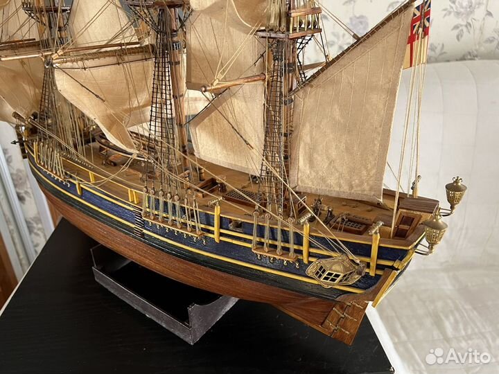 Модель корабля парусник HMS Bounty Баунти