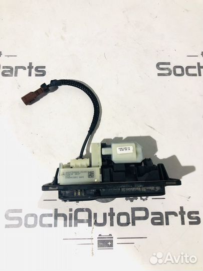 Камера заднего хода Mercedes E-Class W213