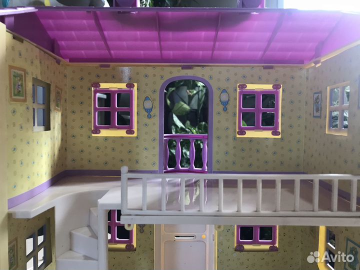 Домик кукольный