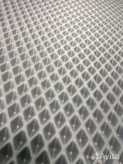 Новые коврики в салон Volkswagen Transporter EVA