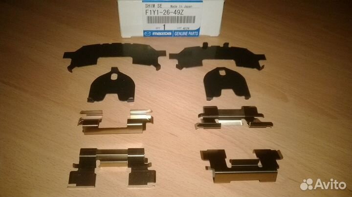 Противоскрипные пластины задних колодок мазда RX-8