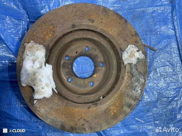 Тормозной диск на toyota celsior UCF30 3uzfe