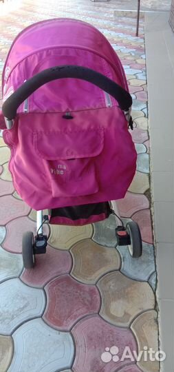 Прогулочная коляска