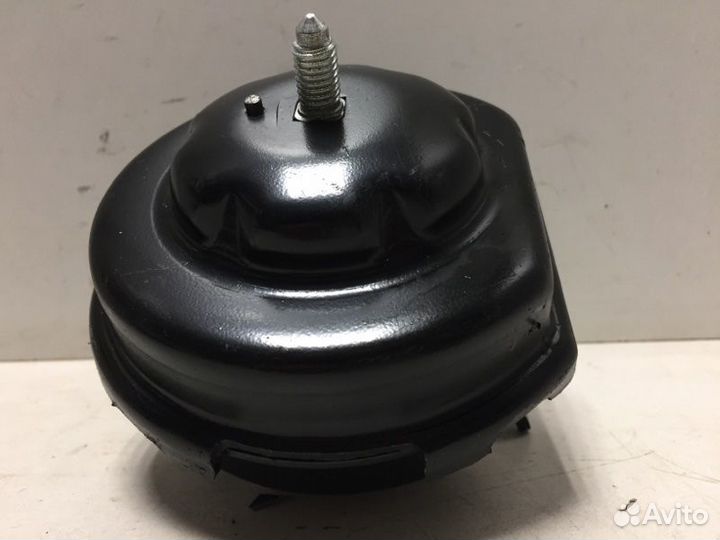 Опора двигателя Volkswagen Passat B3 1988-1993