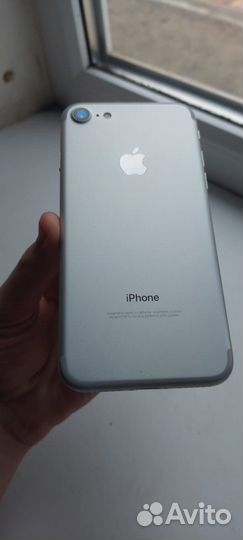 iPhone 7, 128 ГБ