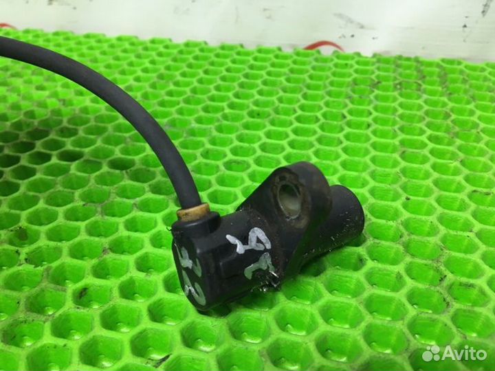 Датчик ABS задний правый Toyota Harrier MCU35