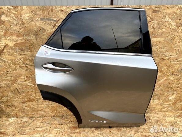 Дверь задняя правая Lexus NX 200t 300