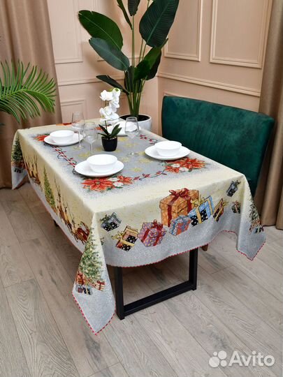 Скатерть праздничная гобелен