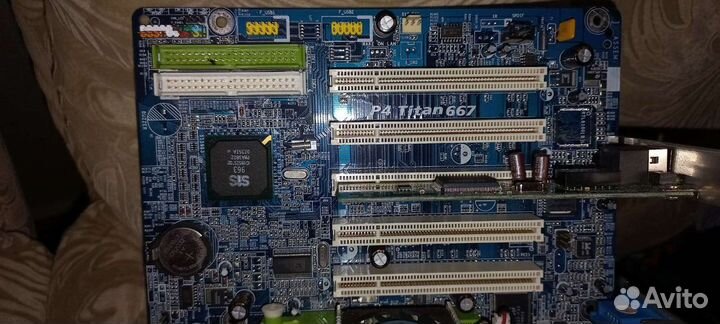 Материнская плата