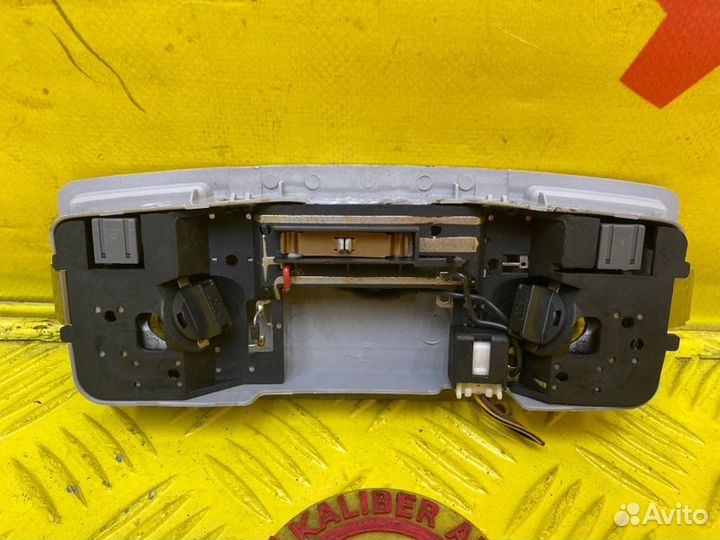 Плафон салонный задний Mazda 6 GG AJ51 2003