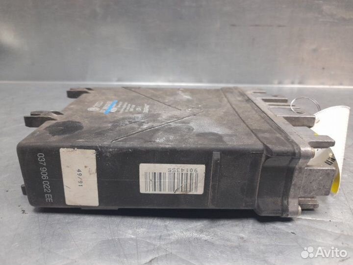 Блок управления двигателем Audi 80/90 B3