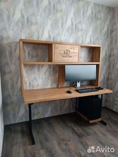Компьютерный стол из массива дуба