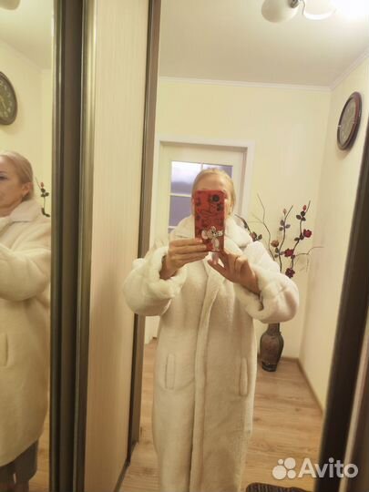 Искусственная шуба белая длинная