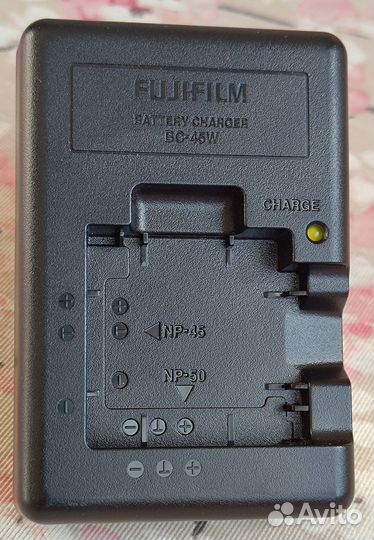 Зарядное устройство Fujifilm BC 45W