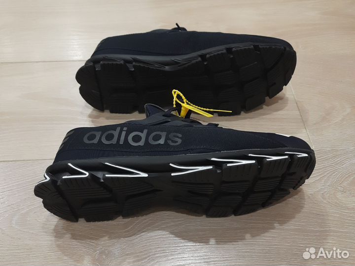 Adidas мужские кроссовки 42 р