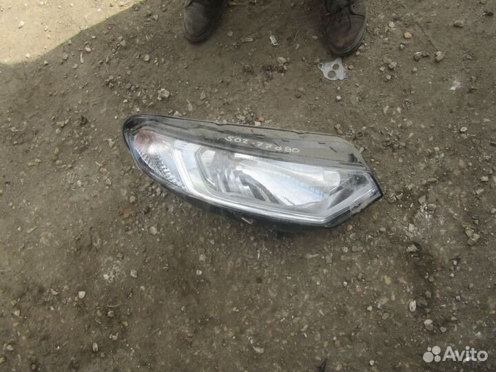 Фара правая Ford EcoSport с 2014
