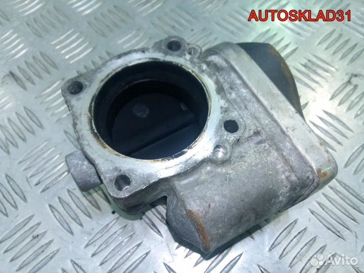 Дроссельная заслонка Volkswagen Golf 4 036133062M