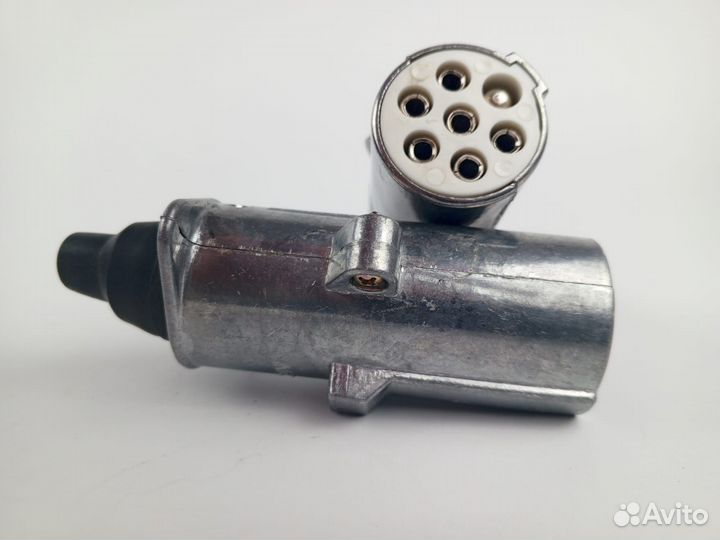 Разъем электрический 24V вилка металл