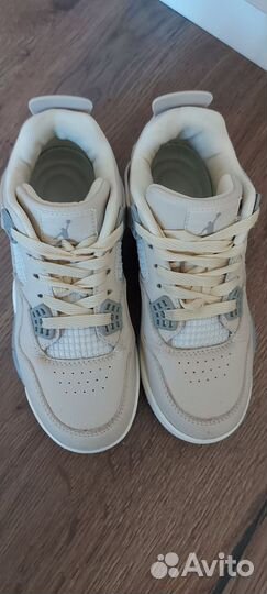 Кроссовки женские 36 размер