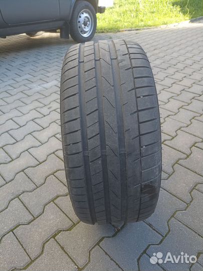 Petlas Velox Sport PT741 245/40 R19