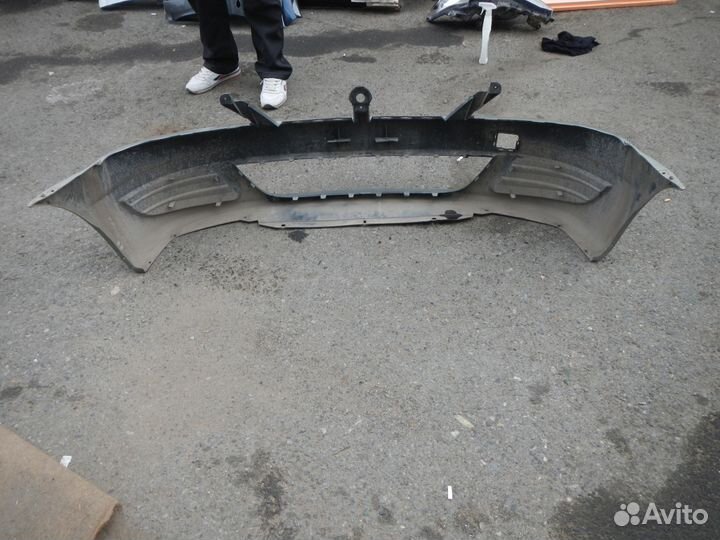 Бампер передний Renault Logan