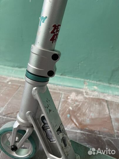 Трюковой самокат tech team zefir