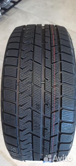 Opals SilverSnow F9 225/45 R17