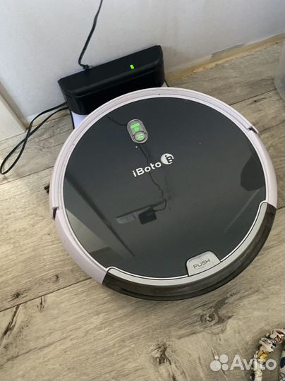 Робот пылесос iboto
