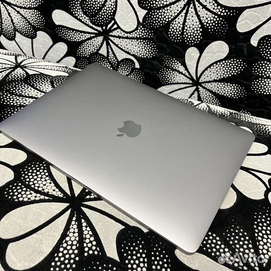 Macbook pro 13 retina 2017 250 Ssd
