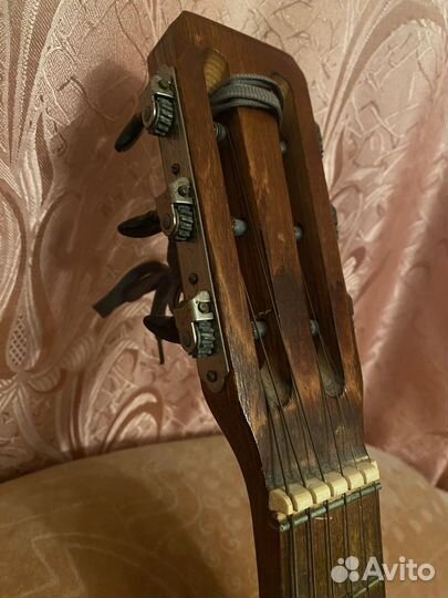 Гитара шестиструнная