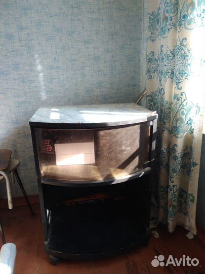 Тумбочка под телевизор бу