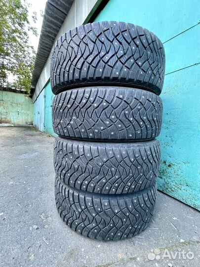 Dunlop SP Winter Ice 03 205/55 R16 94T