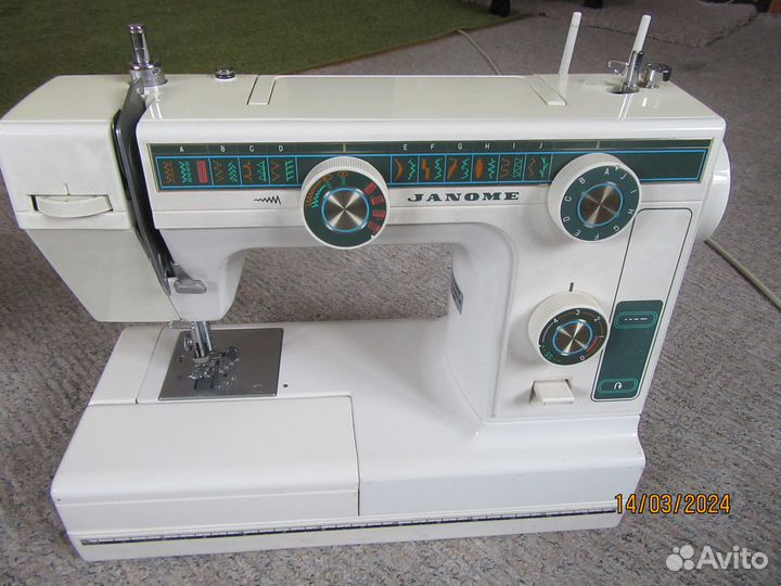 Швейная машина janome бу