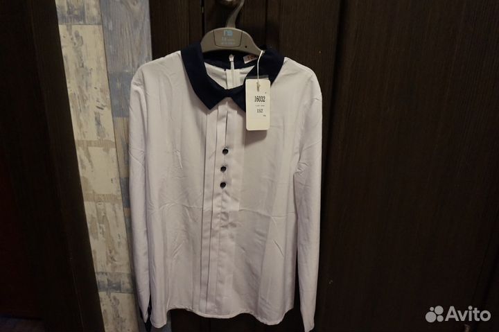 Новая школьная блузка