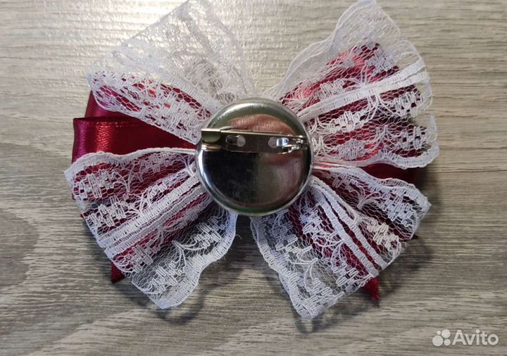 Бутоньерка брошь