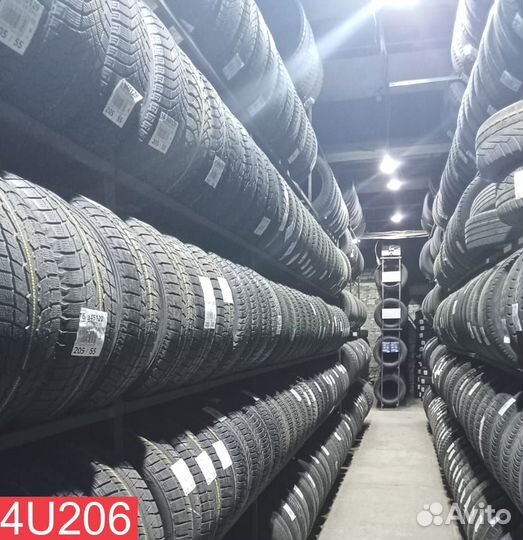 Goodyear Ice Navi Zea II 215/65 R17 96N