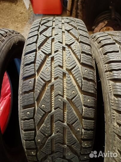Kormoran Stud 2 205/60 R16
