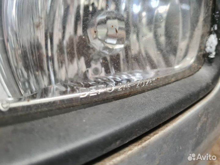 Бампер передний Mitsubishi Pajero 3 2001