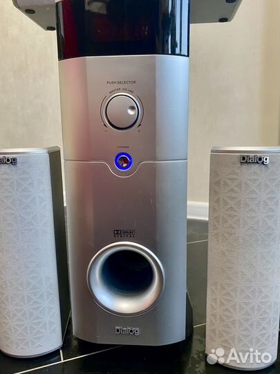 Сабвуфер с колонками