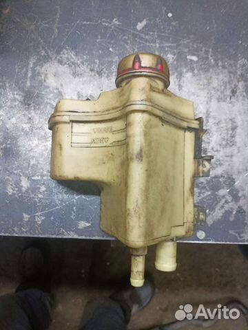 Бачок гура renault symbol, clio 1