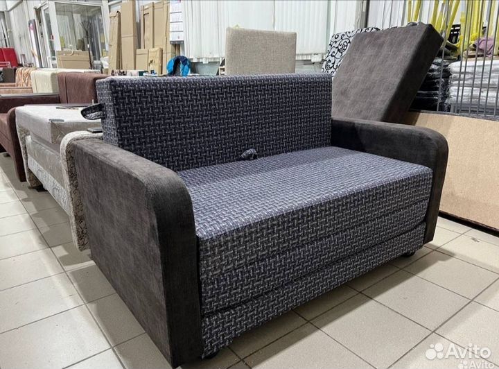 Диван чебурашка